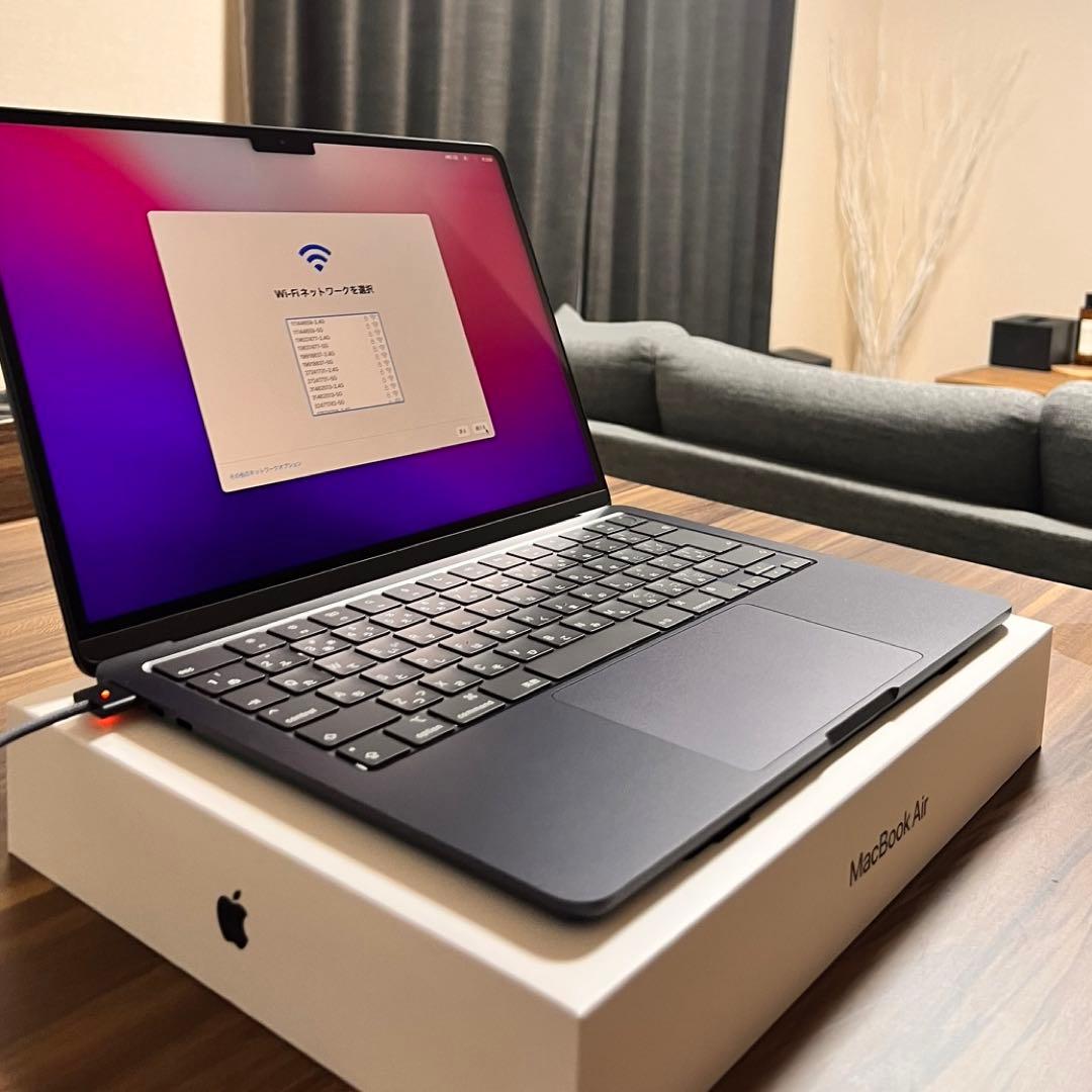 MacBook Air8コアCPUGPM2チップ512GBSSDミッドナイト