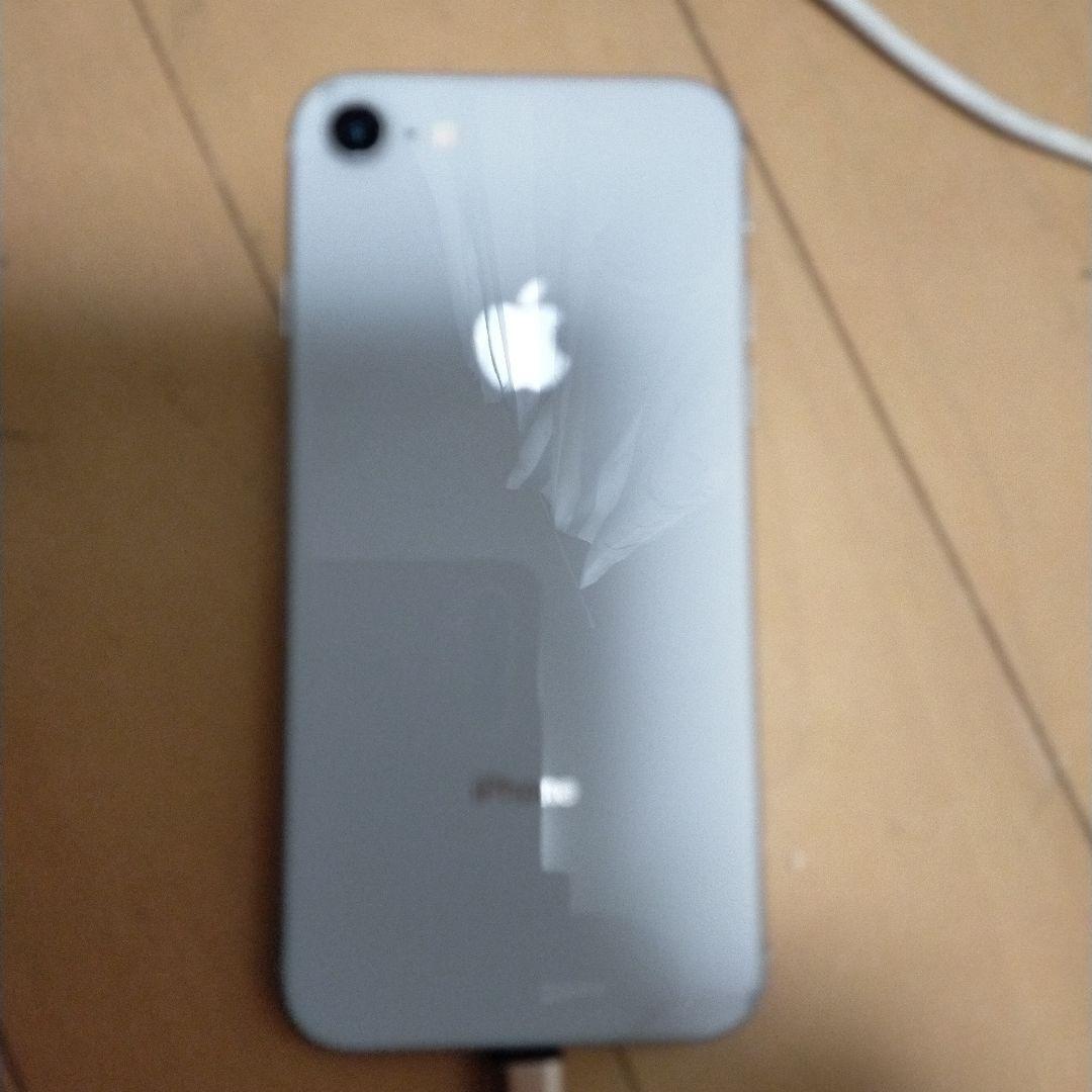 iPhone 8 64GB シルバー SIMフリー