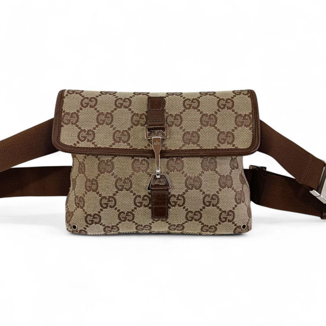 美品 正規品 GUCCI グッチ ボディバッグ ウエストポーチ GGキャンバス