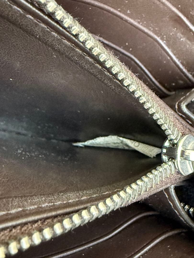 【MOO】希少 BOTTEGA VENETA イントレチャート ストライプ