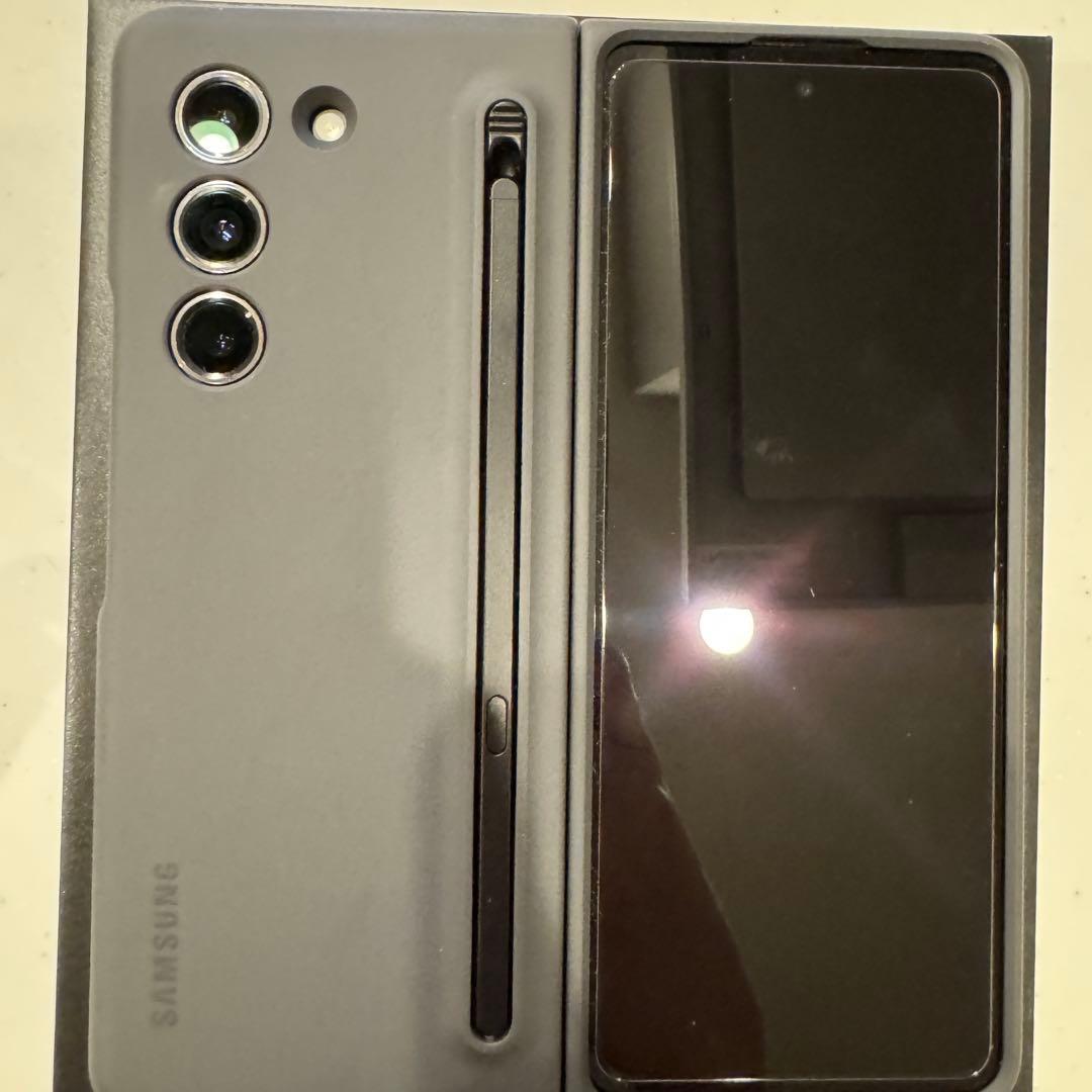 Samsung Galaxy Z Fold5 sペンケース付き