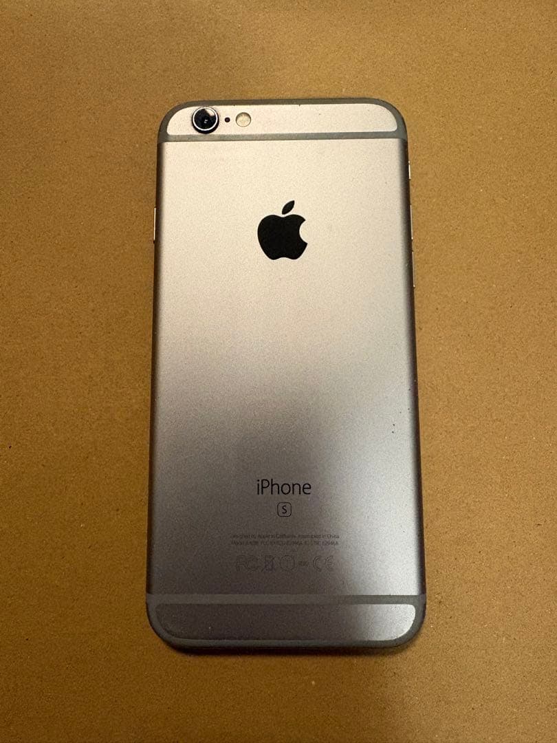 Apple iPhone 6s シルバー 本体 64GB