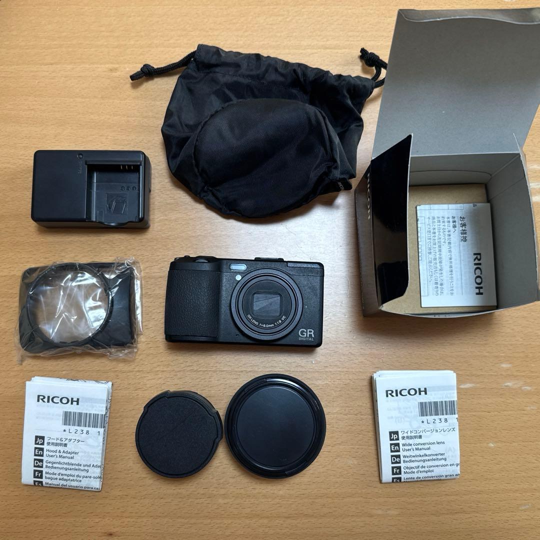 RICOH GR DIGITAL IV ワイドコンバージョンレンズ　付き