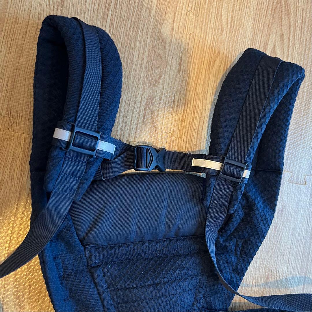 Ergobaby OMNI Breeze オムニ ブリーズ　抱っこ紐　ネイビー