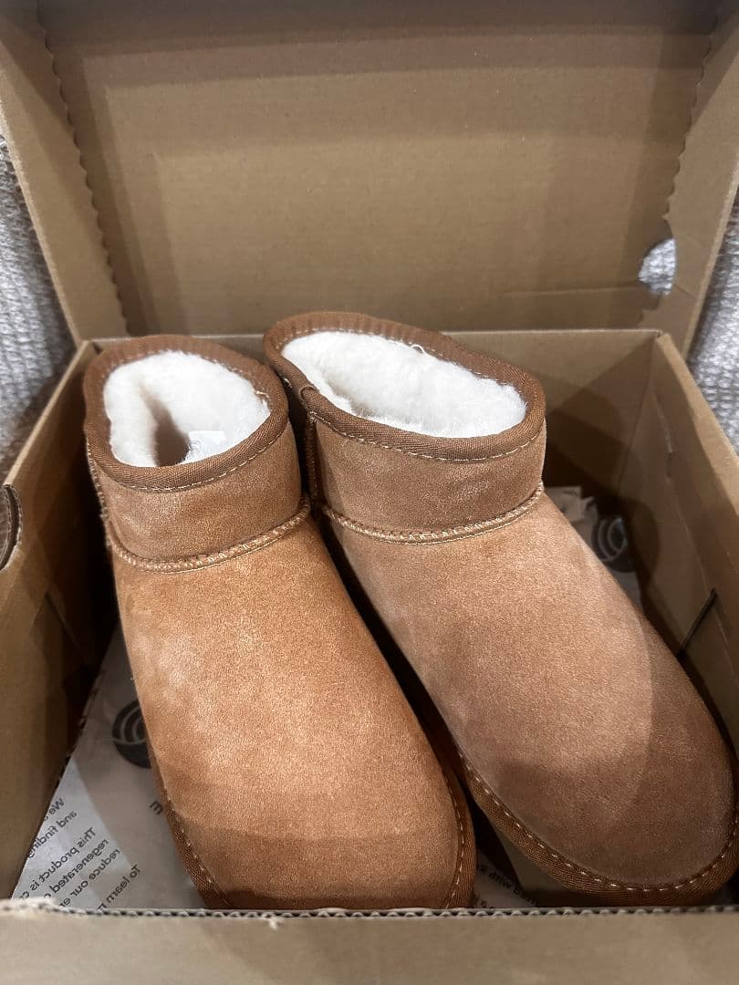 UGG ベージュ スエード ショートブーツ