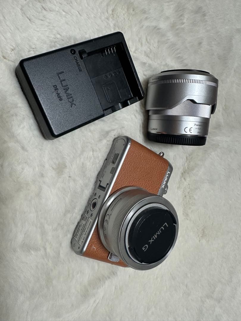 LUMIX ミラーレス一眼カメラ 本体とレンズ