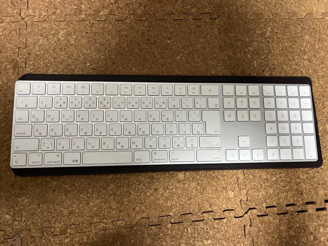 Mac MagicKeyboard(マジックキーボード) 純正 ケース付き