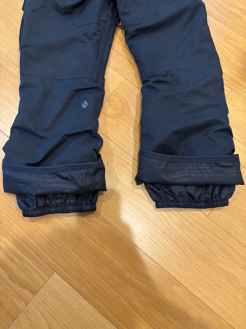 VOLCOM ボードウェア　キッズ　上S 下M