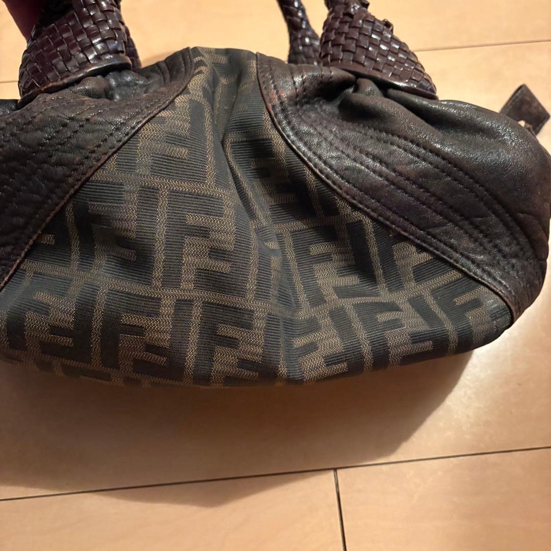 フェンディ ミニスパイバッグ