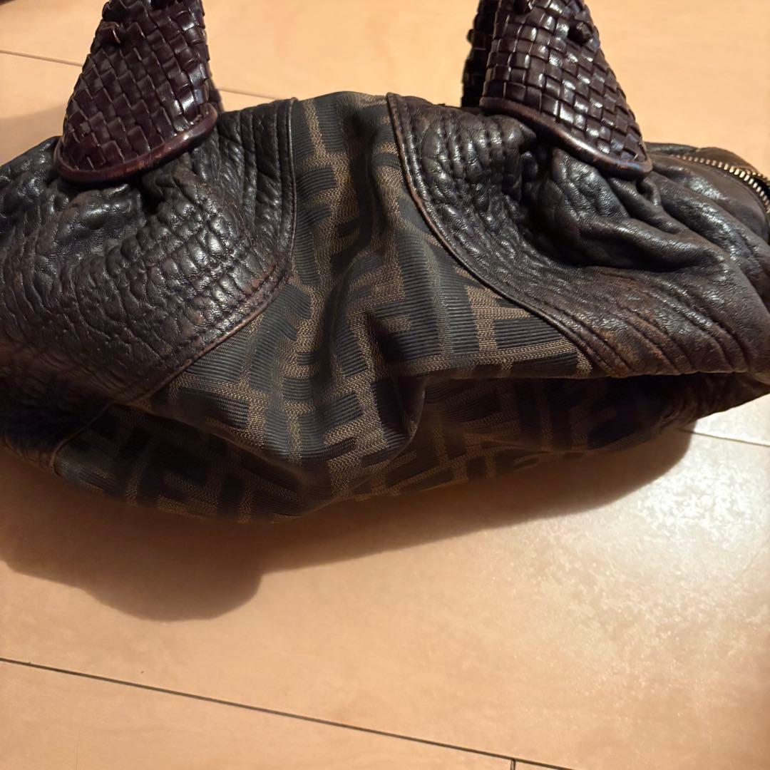 フェンディ ミニスパイバッグ