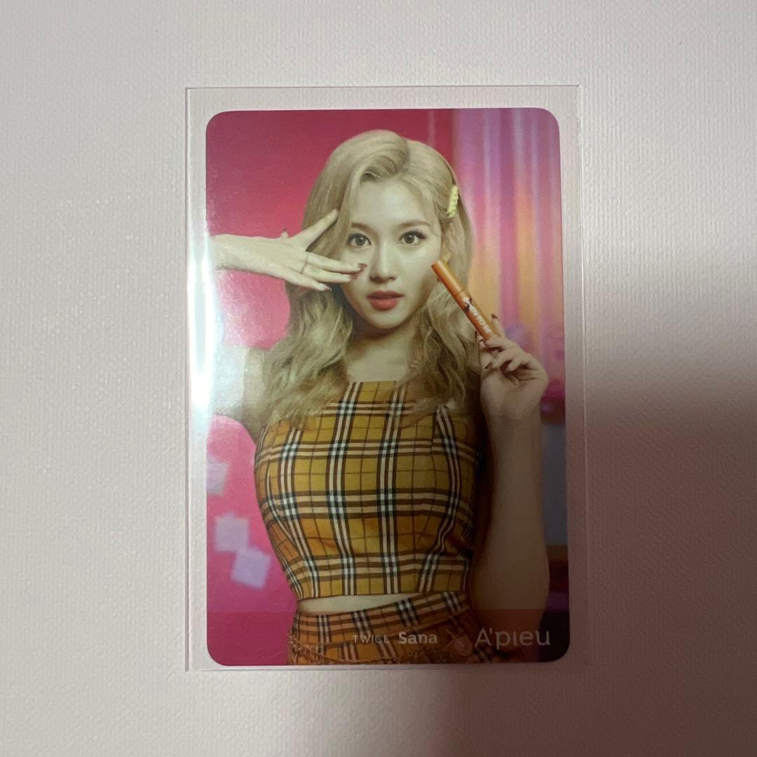 TWICE サナ apieu 楽天 トレカ