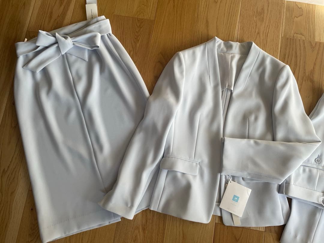 新品未使用THE SUIT COMPANYスーツ 3点セット　サイズ38