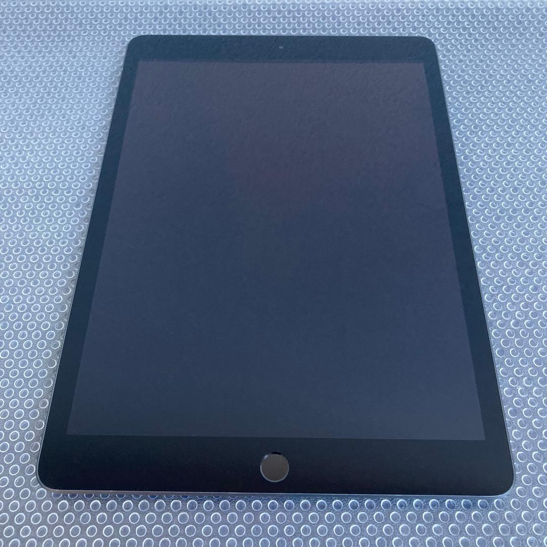 3024【早い者勝ち】iPad7 第7世代 32GB WIFIモデル☆