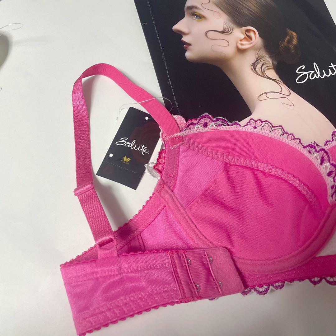 ワコール サルート42G P-up みずがめ座 ブラジャーE70