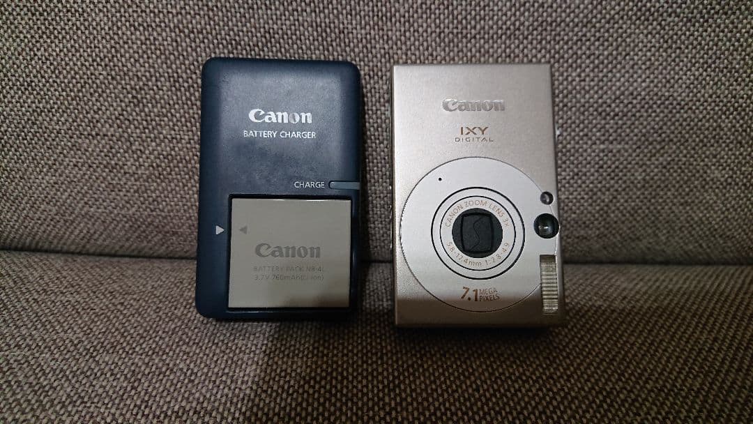 キャノンIXY DIGITAL 10デジカメ
