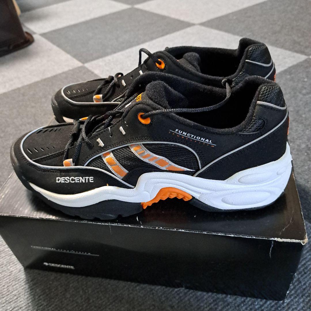 デサントスニーカー 長嶋茂雄モデル　2000足限定発売品未使用