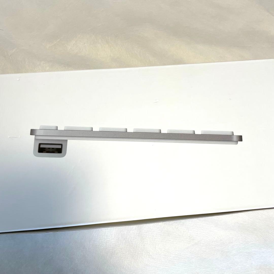 キーボード Apple Keyboard with numeric keypad A1243