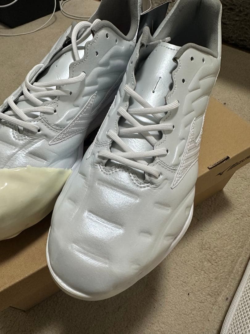 （かずやんさん専用）Mizuno CUSHION REVO ホワイト 【新品】