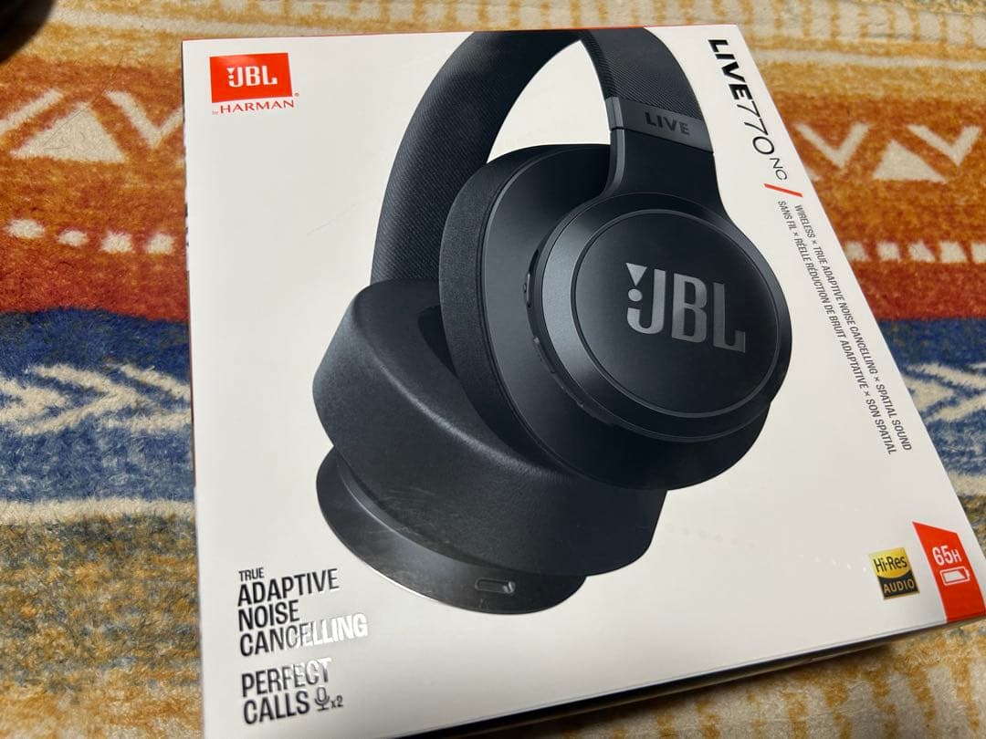 美品　JBL LIVE 770NC ワイヤレスヘッドホン　ブラック