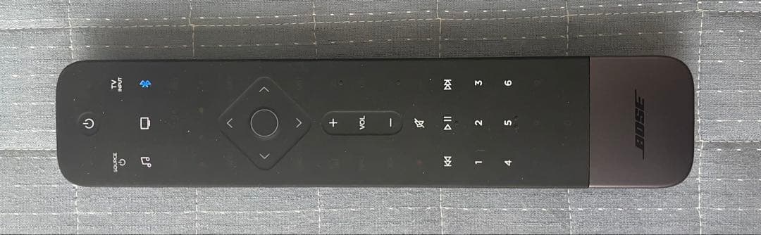 j　BOSE SOUNDBAR 700