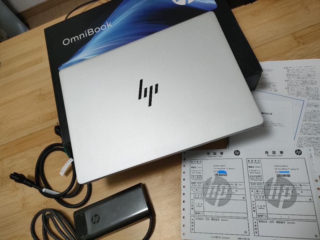 HP OmniBook 7 14 Ultra 7 、32GB、 1TB