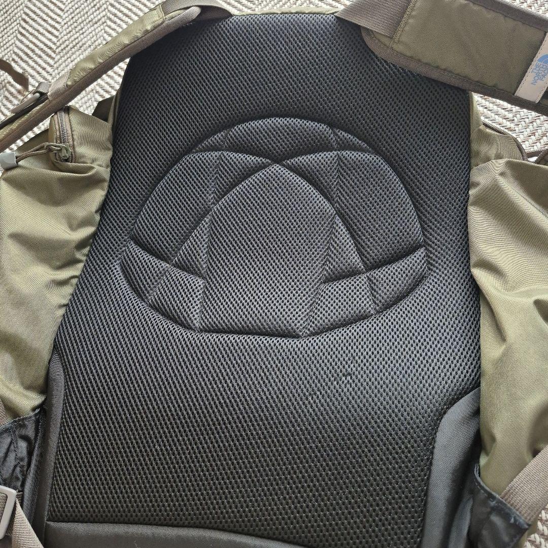 THE NORTH FACEサニーキャンパー40＋6L　カーキ