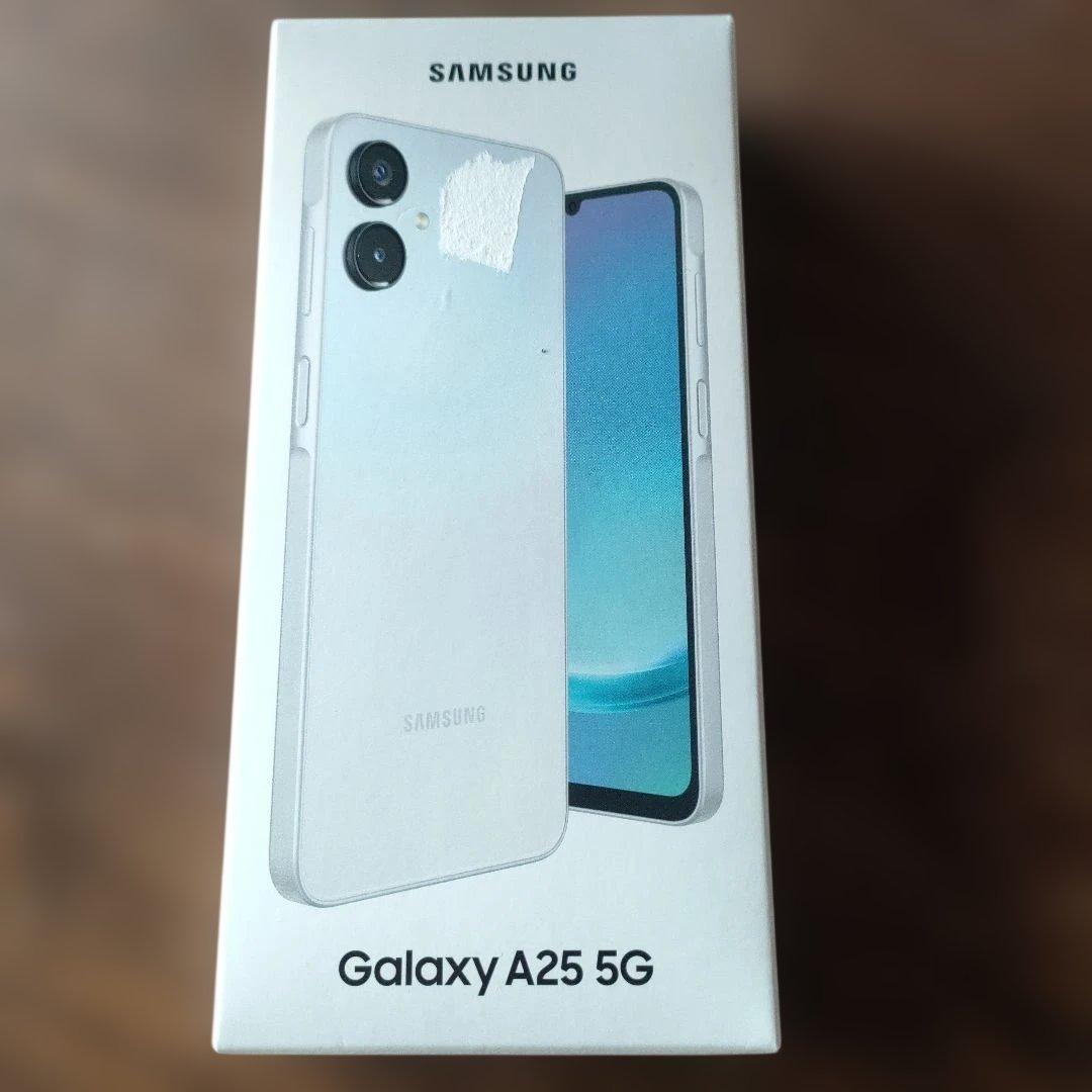 【未使用】Samsung Galaxy A25 5G ライトブルー docomo