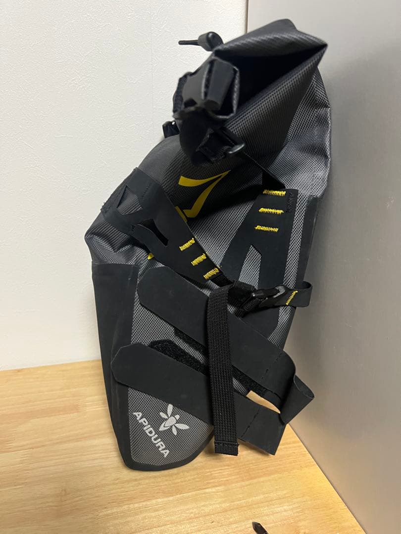 APIDURA 防水ロールトップバッグ 14L