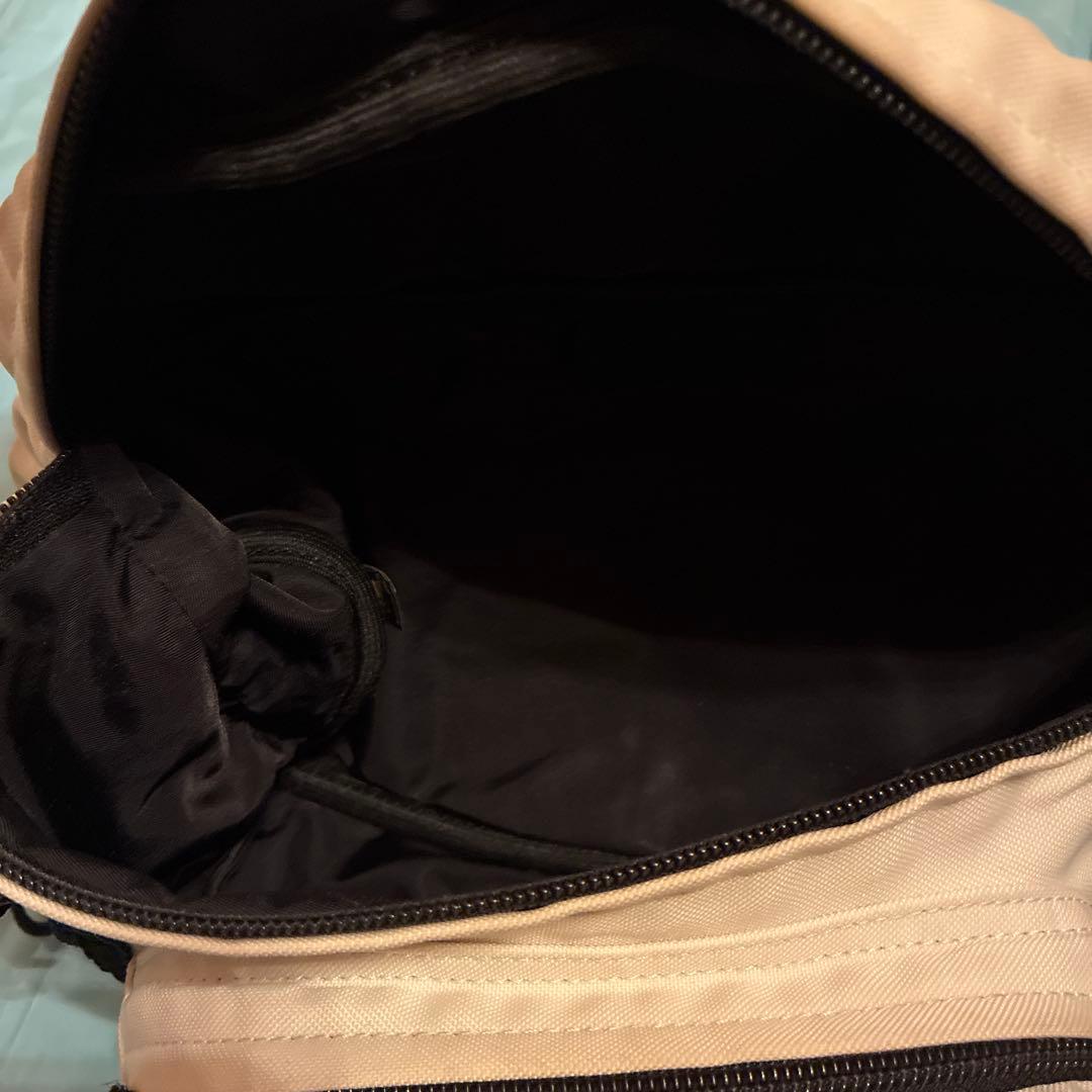 CHANEL ボディバッグ ホワイト