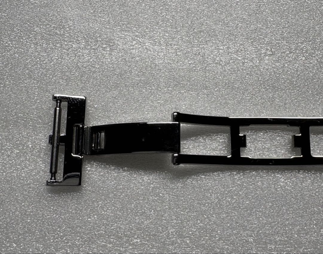 CAMILLE FOURNET（カミーユ・フォルネ） 腕時計 Dバックル