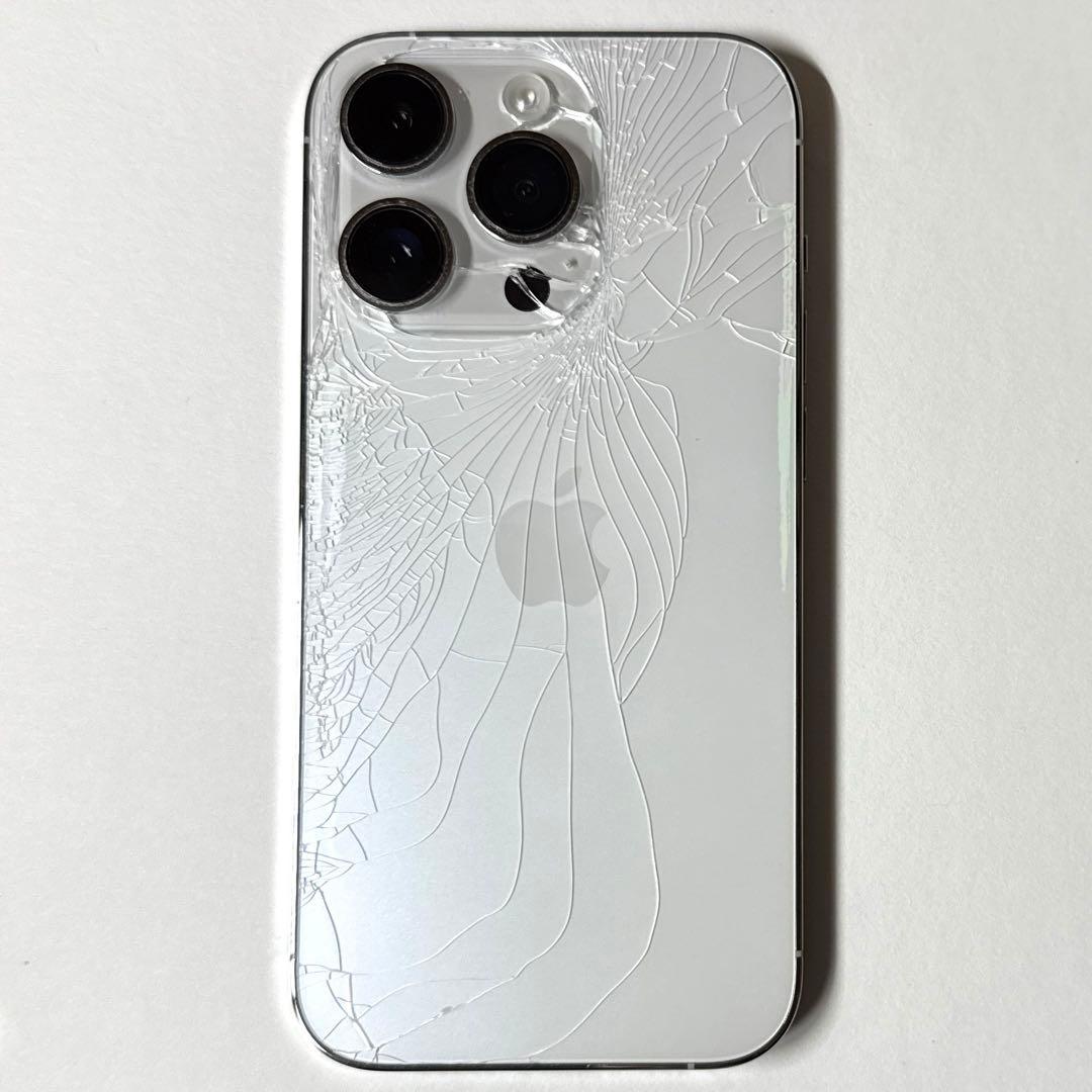 iPhone14Pro シルバー 128GB 背面傷あり