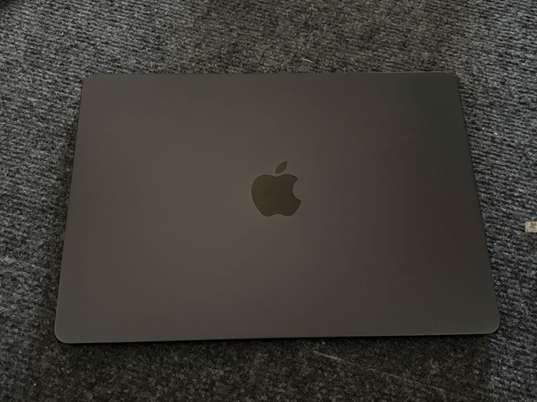 MacBook Air M3 ミッドナイト