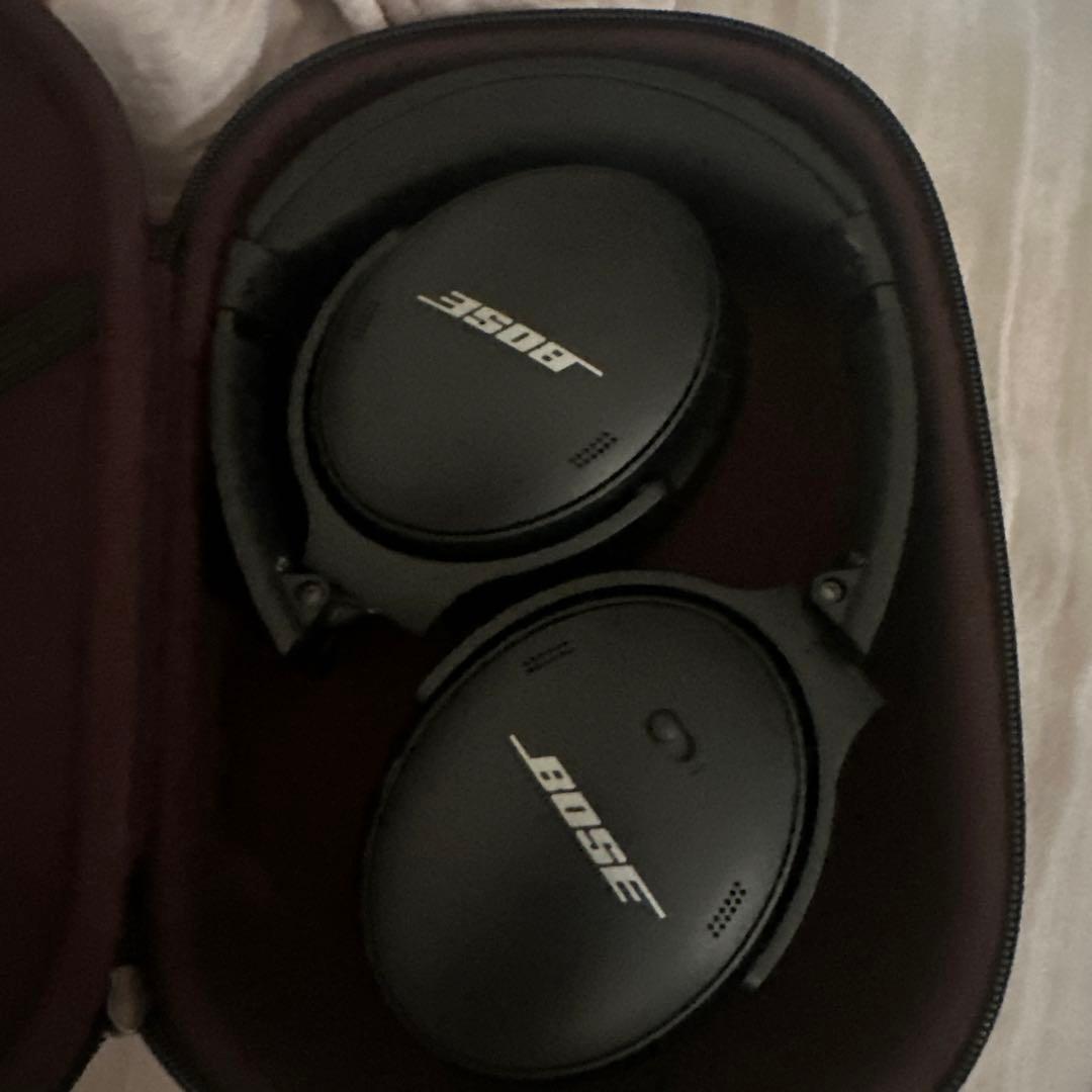 Bose ワイヤレスヘッドホン 専用ケース付き