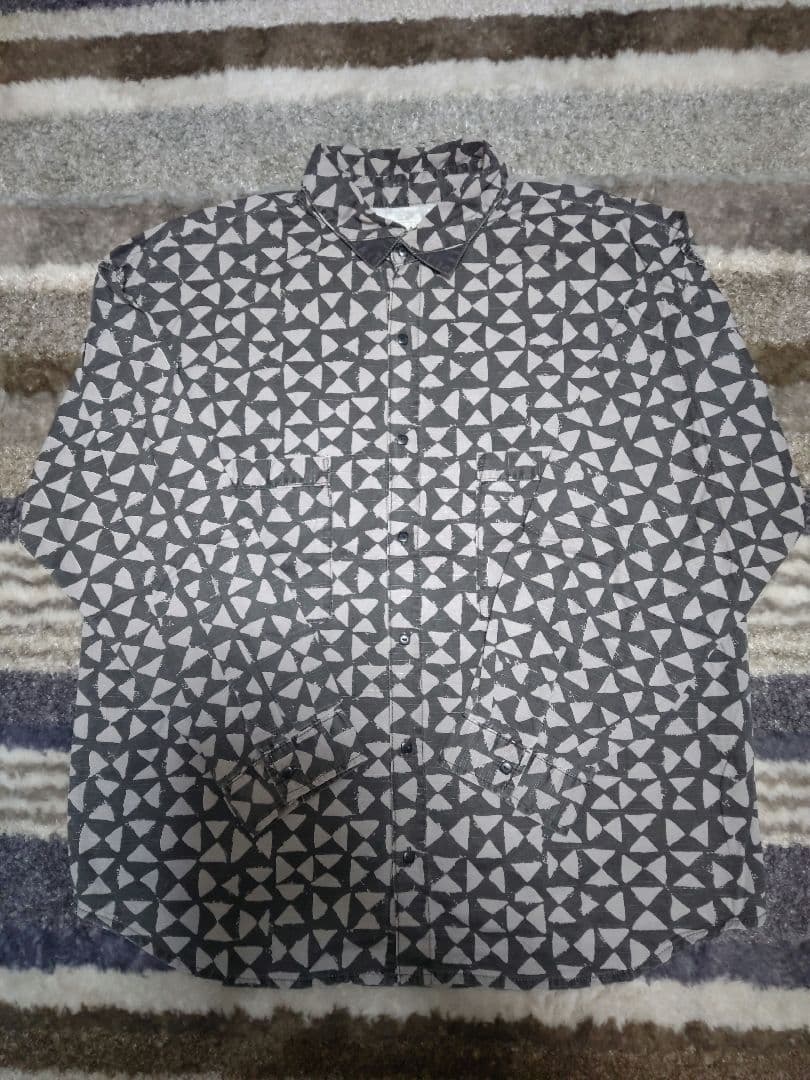 テンダーロイン　トライアングルシャツ