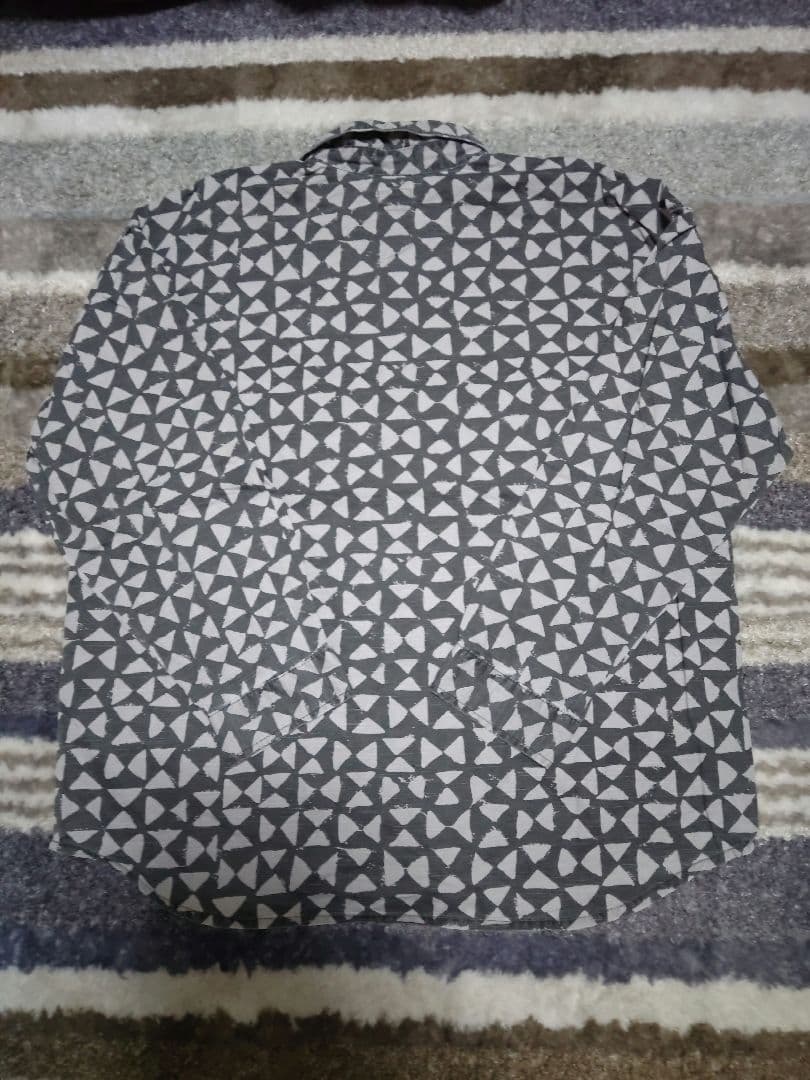 テンダーロイン　トライアングルシャツ