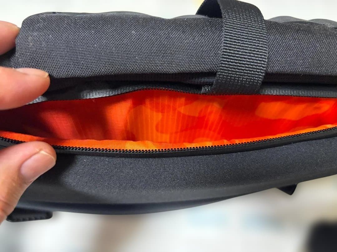 CODE OF BELL X-TYPE スリングバッグ 高機能 拡張ギミック搭載