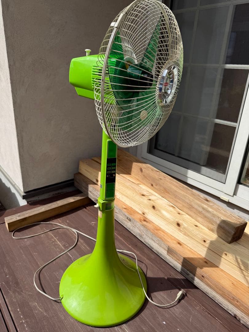昭和レトロ 大型扇風機 アンティーク　日立 当時物 1970年代 　動作良好