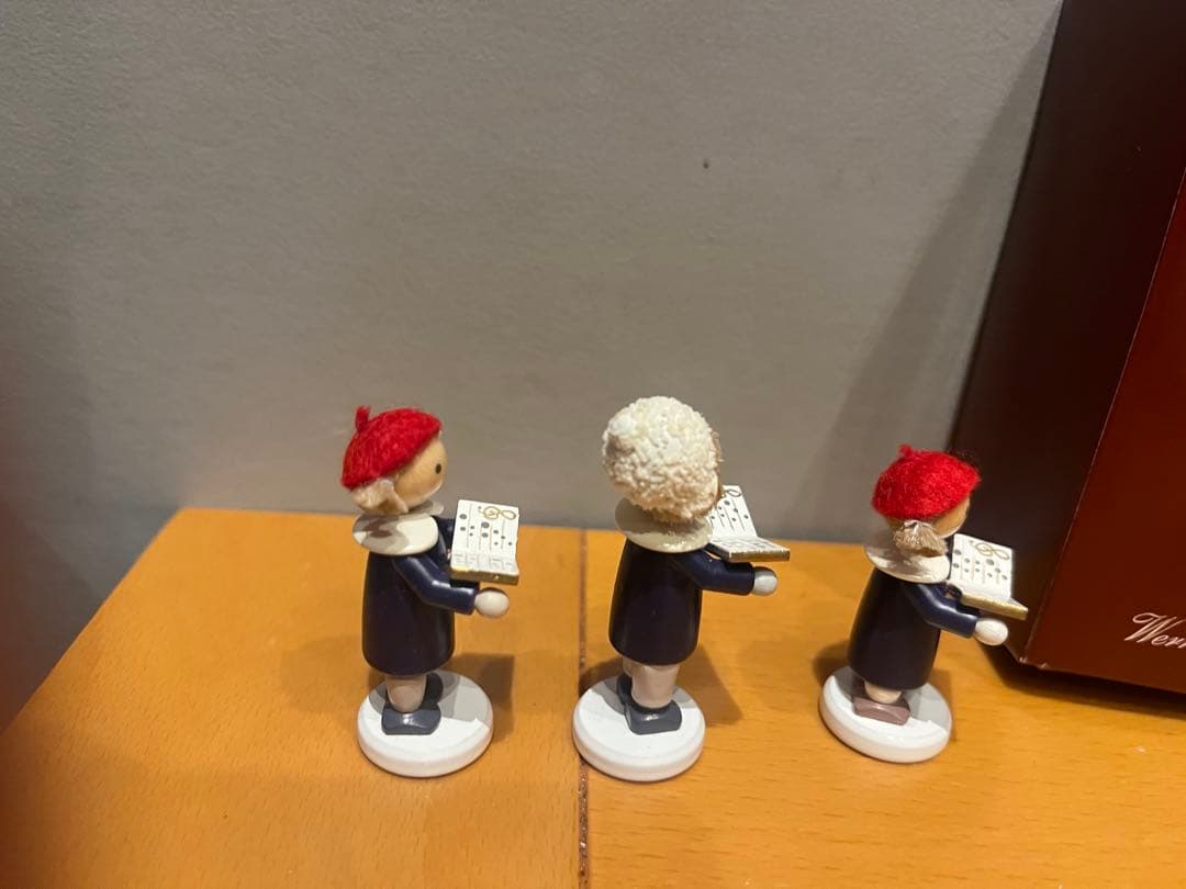 フラーデ工房　flade ドイツ　木製　聖歌隊　ザイフェン