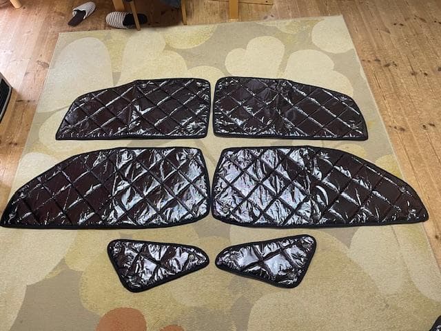 アルファード　ヴェルファイア30系　アイズ　マルチシェード　フロント・リアセット