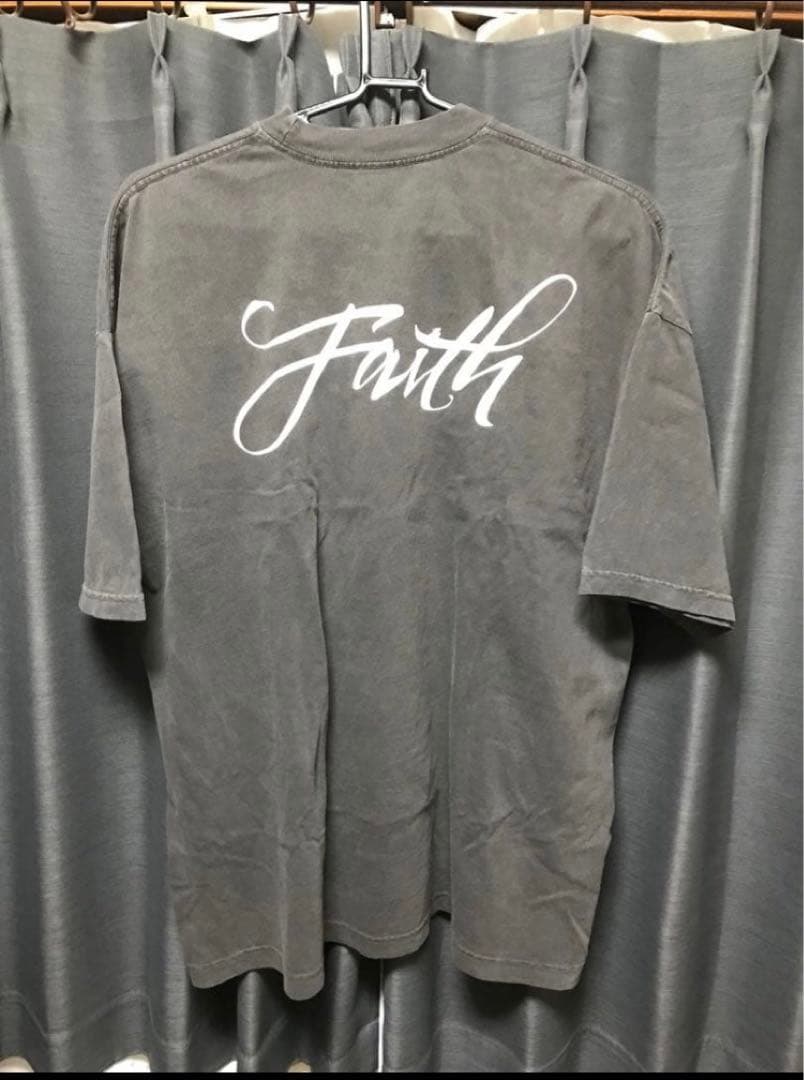 平本蓮着用　Pop Smoke FAITH Tシャツ