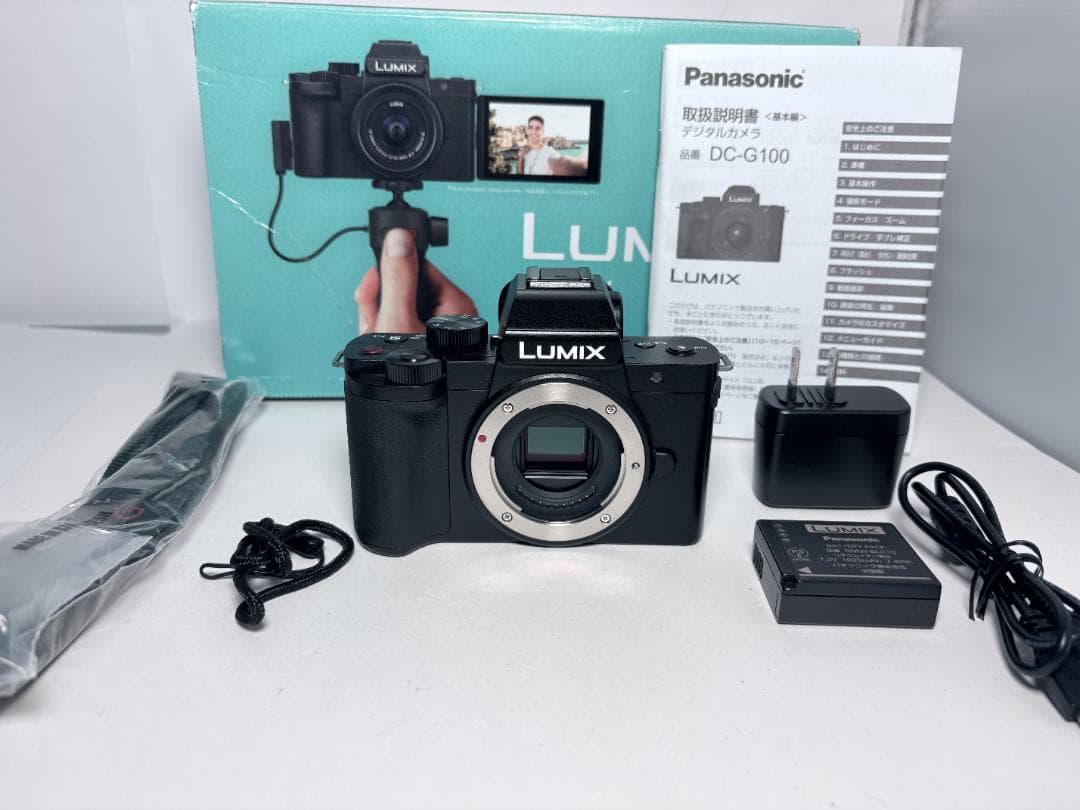 僅か153ショット 新品級 パナソニック LUMIX DC-G100 ボディ