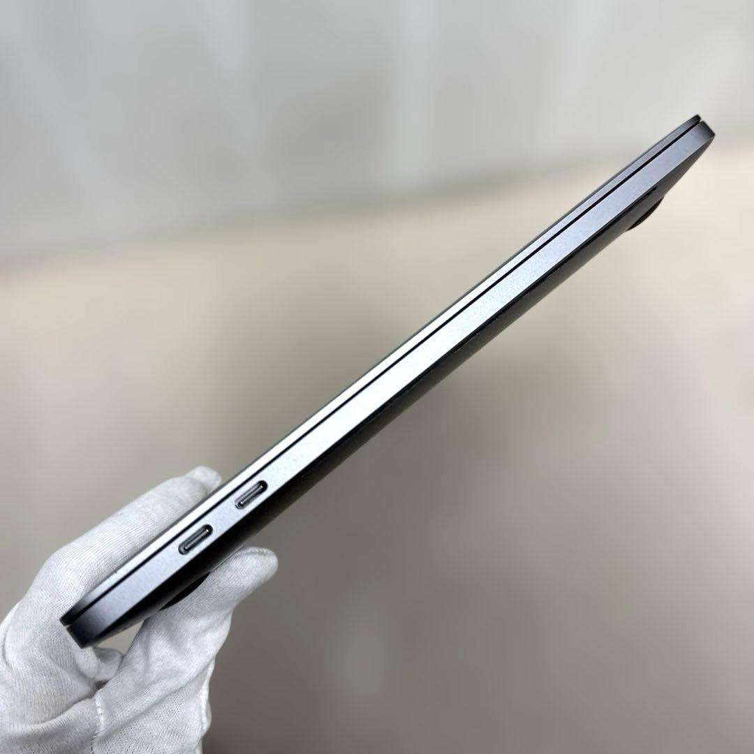 MacBookPro 13インチ 2020 - 32GB, 512GB