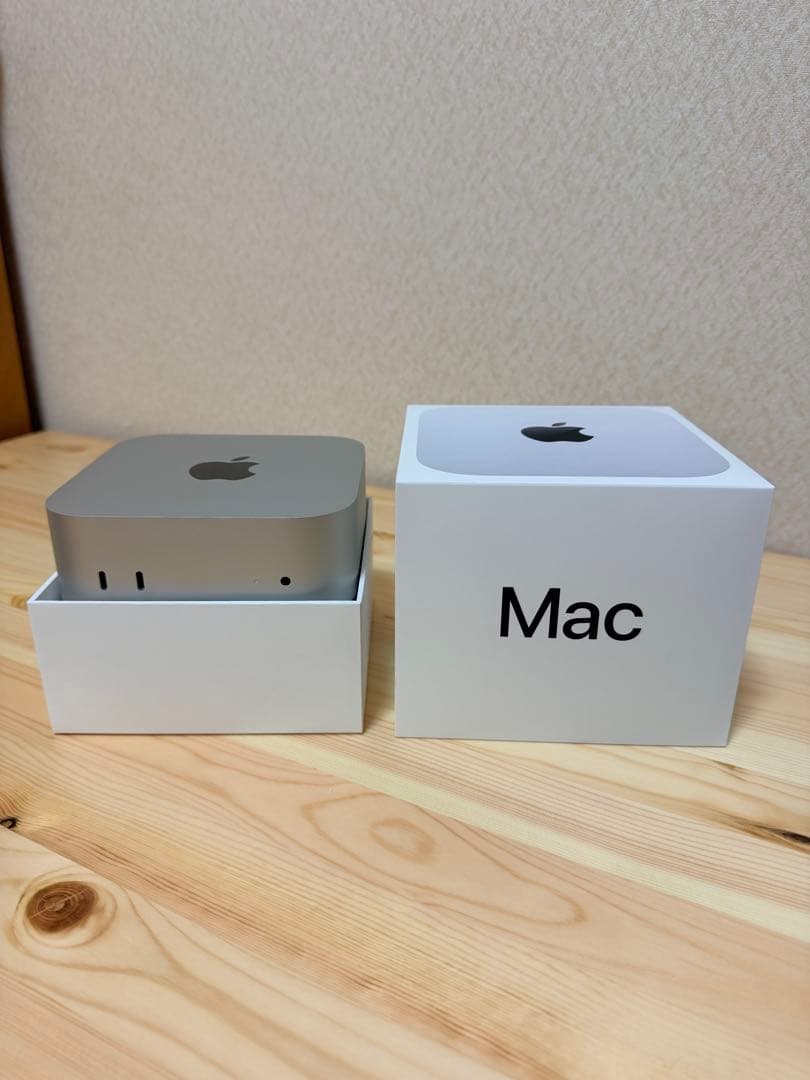M4 Mac mini 16GBメモリ　256GB SSD