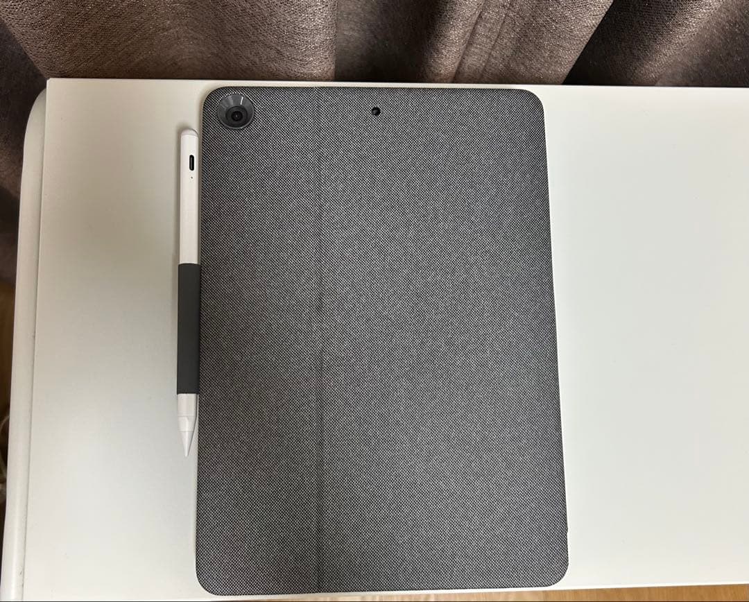 ipad第9世代　256GB Wi-Fi＋ロジクール