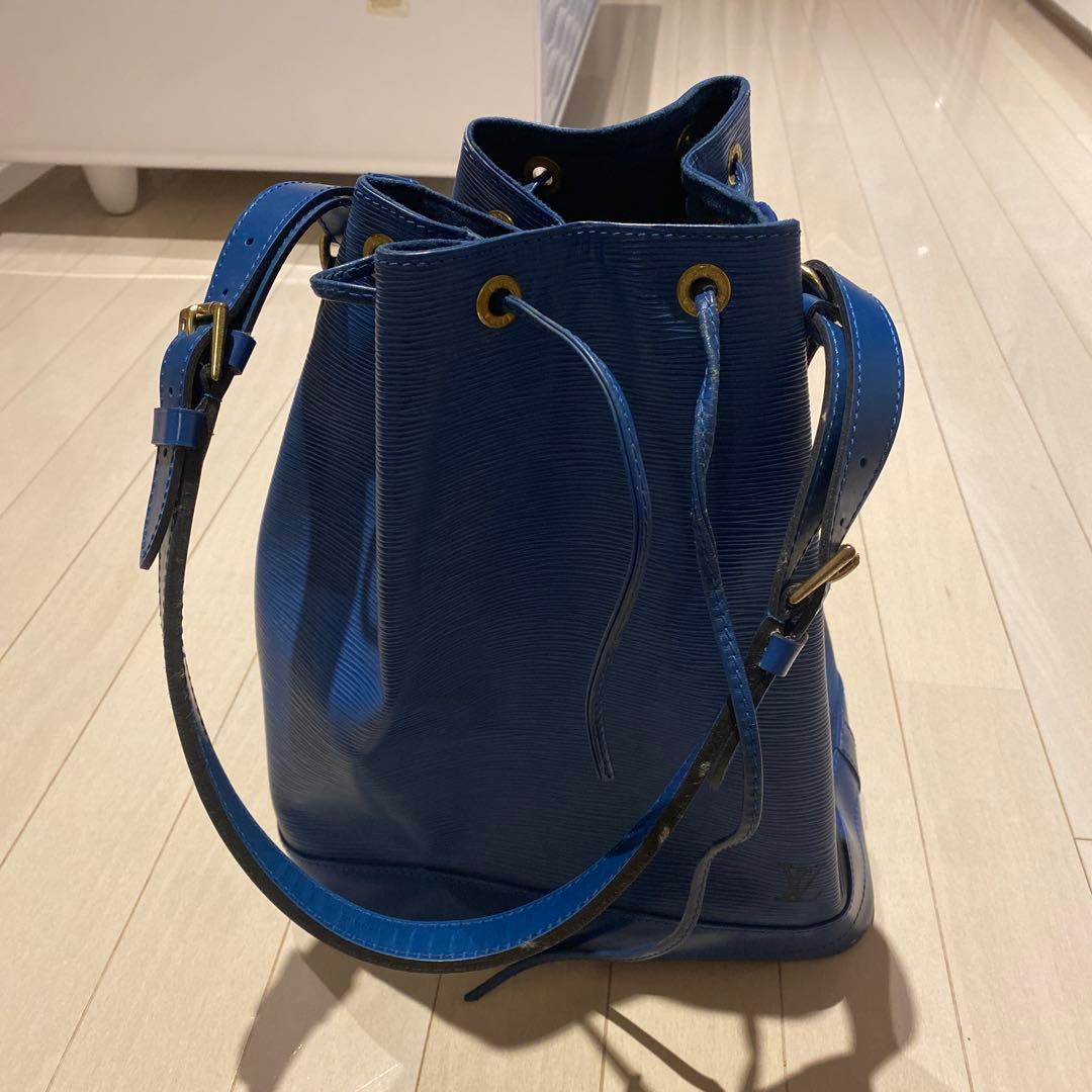 ルイヴィトンバック　エピ　ブルー