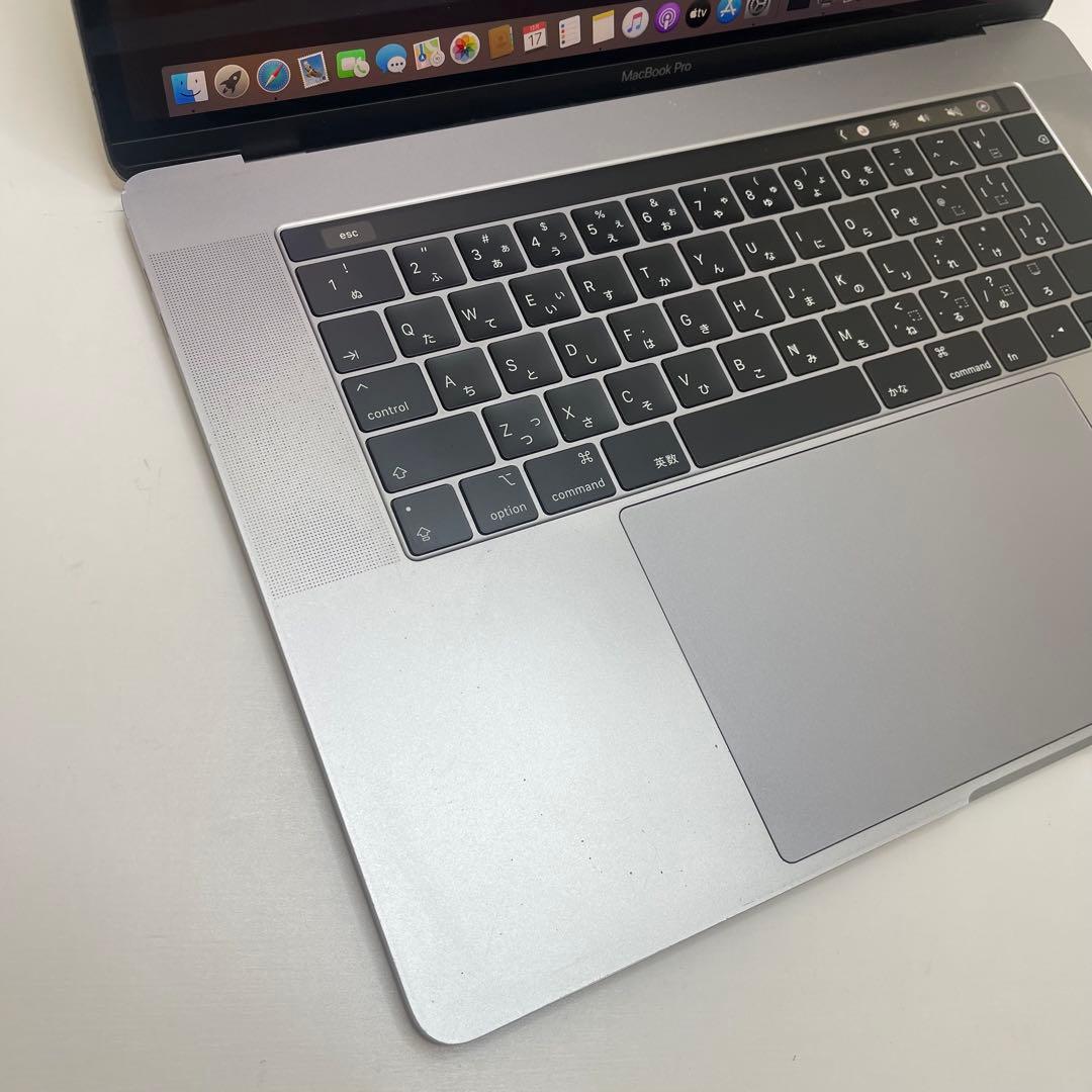 #621 Macbook Pro 2018 15インチ i7 32GB 512G