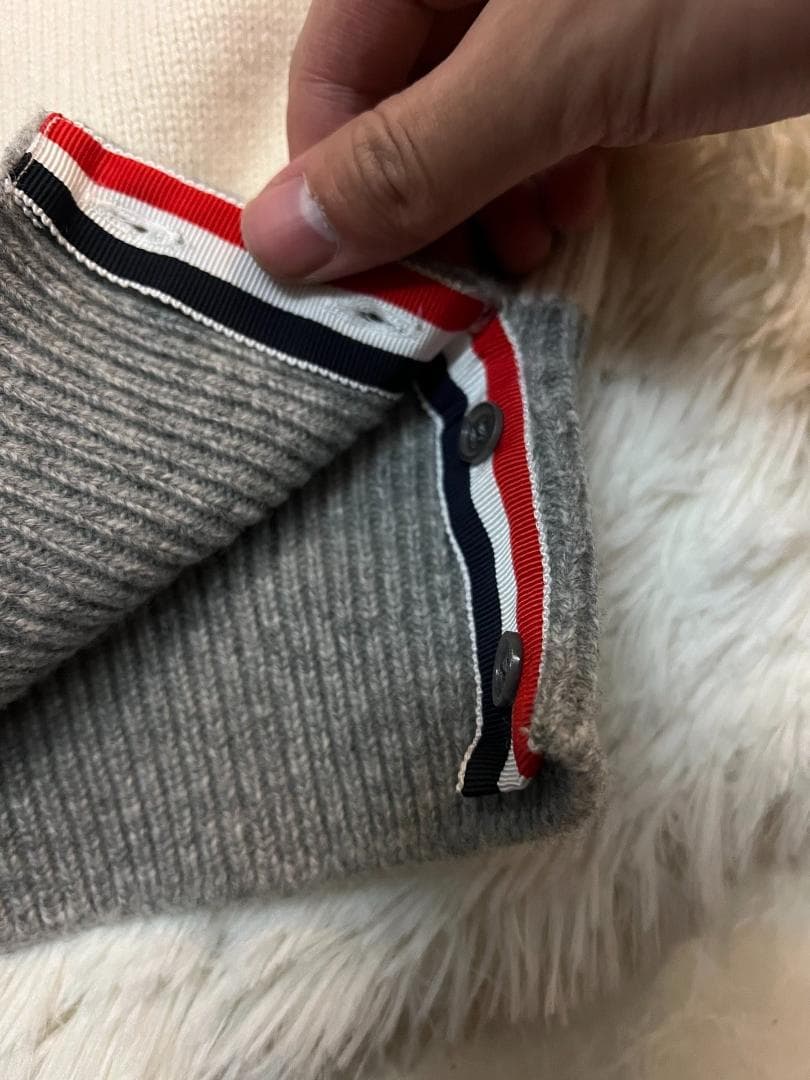 ［美品］トムブラウン　4bar 長袖ニット　ウール100% メンズニット