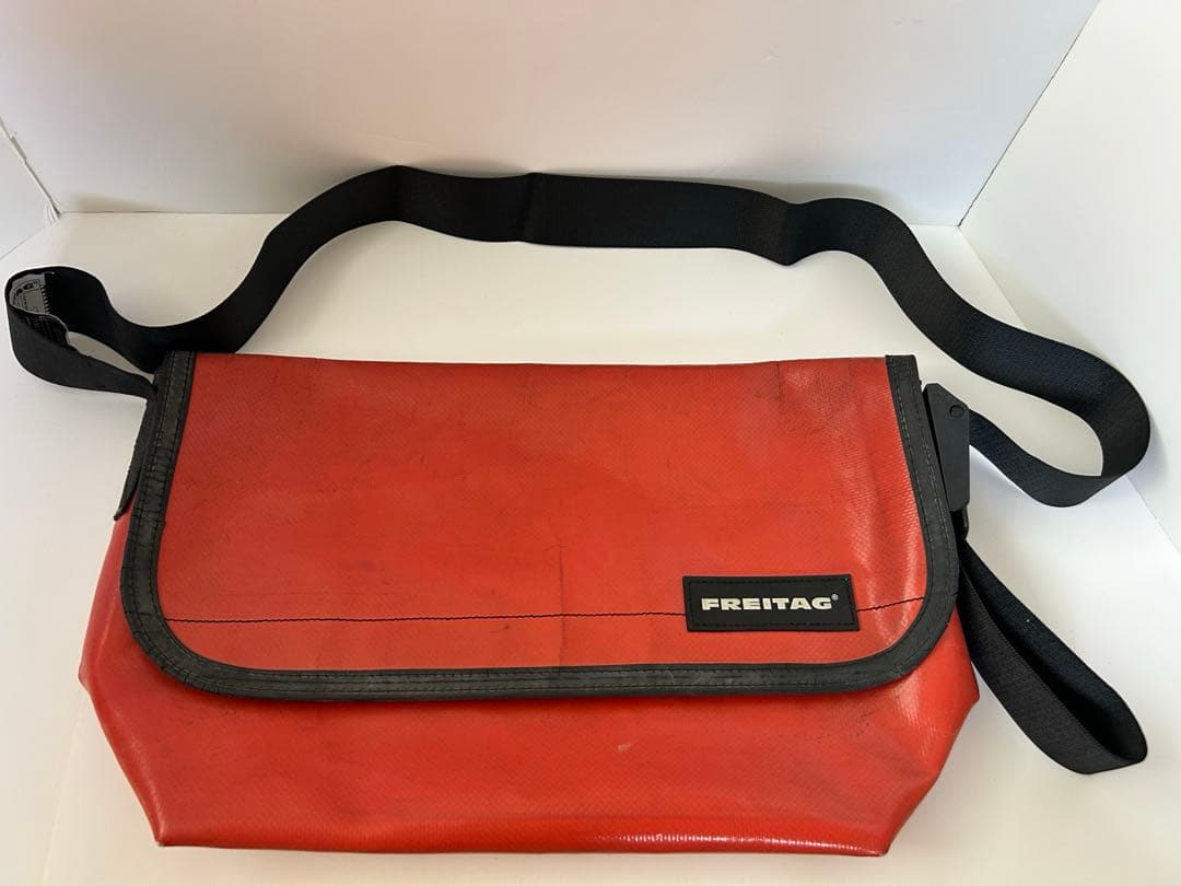 FREITAG メッセンジャーバッグ オレンジ
