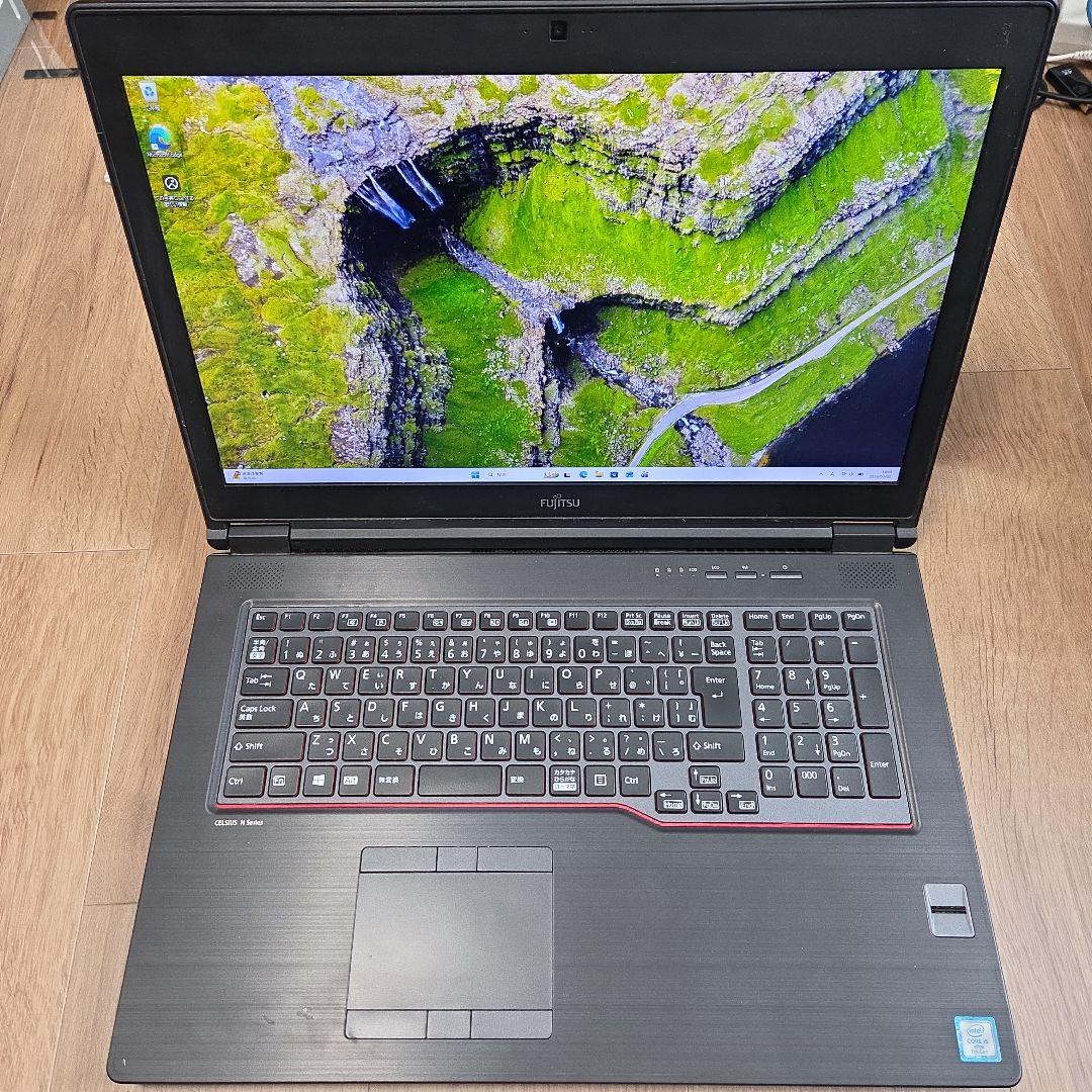Fujitsu CELSIUS 17インチ H970 i5 mem 16GB