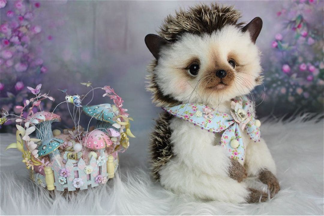 海外作家様作　アートドール　ハリネズミ